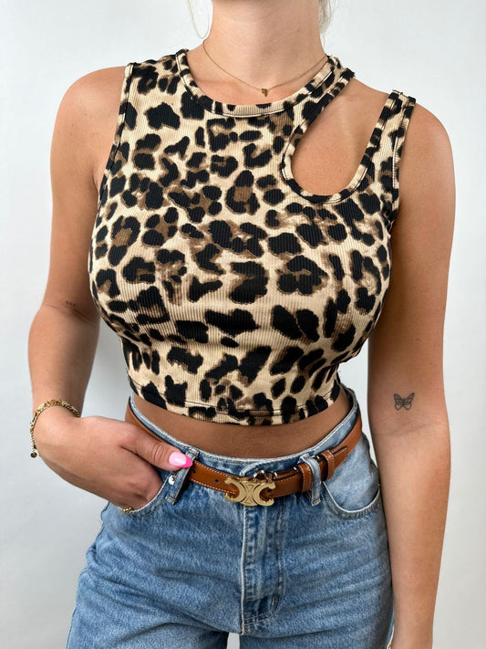 Leo Luisa Top
